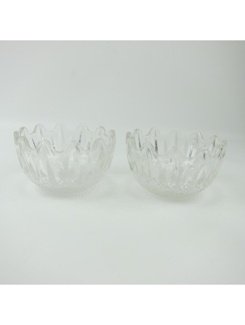 Vintage Clear Glass 2 Piece Interlocking Bowl Candy Dish Patterned Nut Snacks - Picture 6 of 16